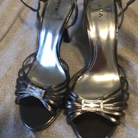 Apt. 9 Shoes - Apt 9 heels